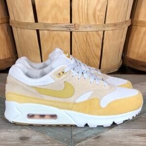 Nike Air Max 90/1 Guava Ice Wheat Gold Suede AQ1273-800 Sneakers Womens Size 7.5